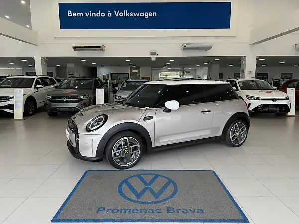 Mini Cooper SE - Imagem 1