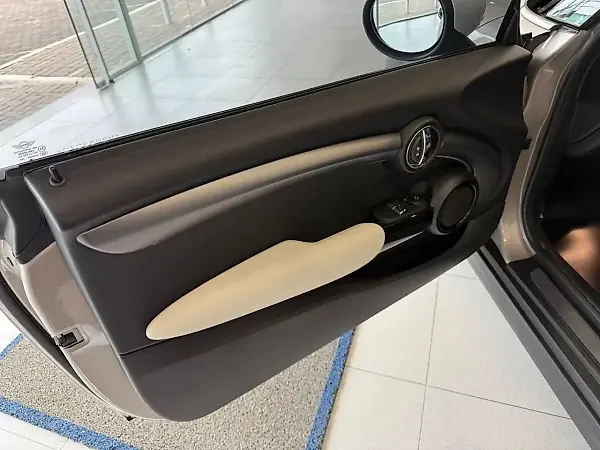 Mini Cooper SE - Imagem 6