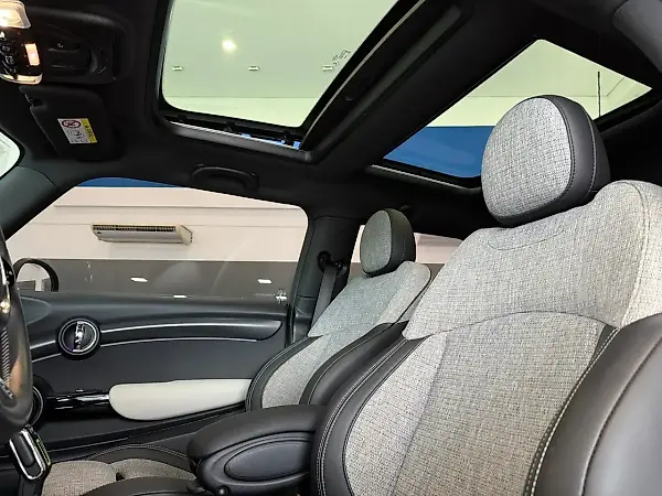 Mini Cooper SE - Imagem 10