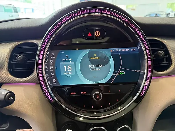 Mini Cooper SE - Imagem 13