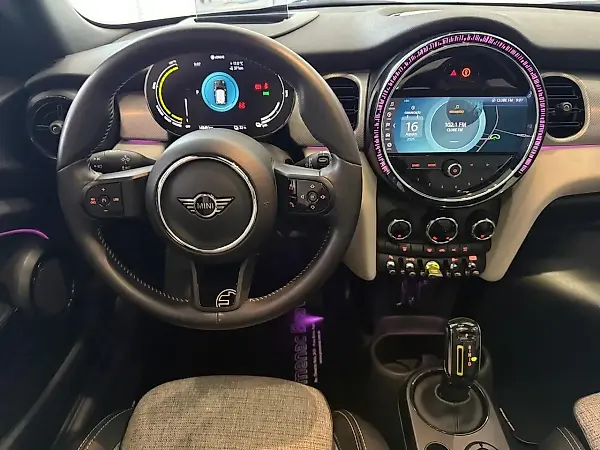 Mini Cooper SE - Imagem 14