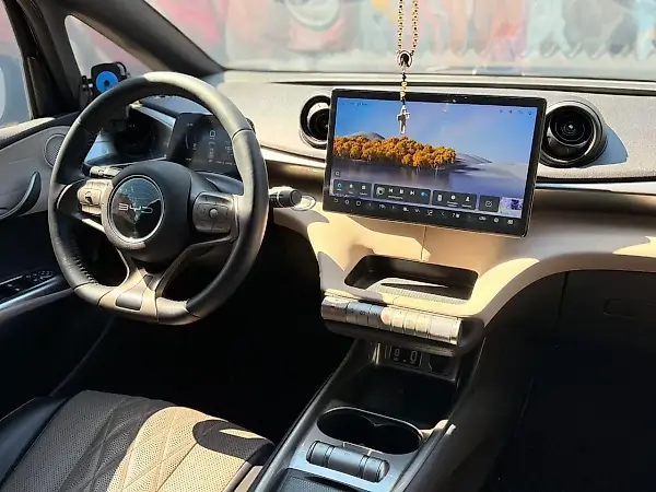 BYD Dolphin - Imagem 12