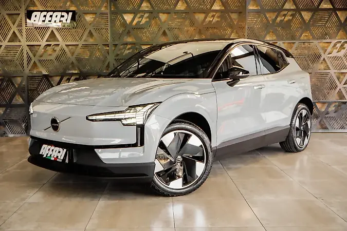 Volvo EX30 - Imagem 1