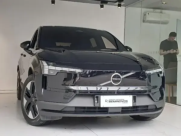 Volvo EX30 - Imagem 4