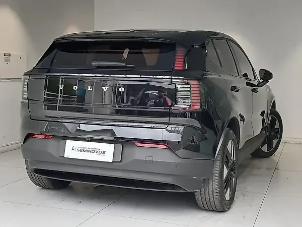 Volvo EX30 - Imagem 8