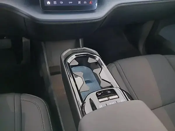 Volvo EX30 - Imagem 12
