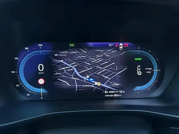 Volvo XC40 Recharge - Imagem 10