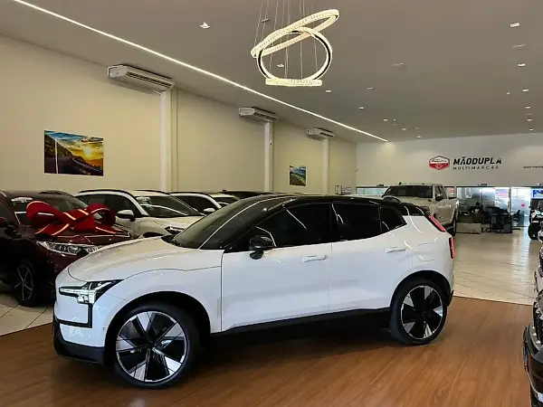 Volvo EX30 - Imagem 4