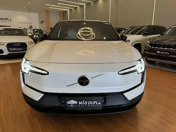 Volvo EX30 - Imagem 3