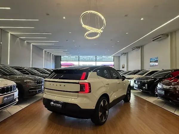 Volvo EX30 - Imagem 8