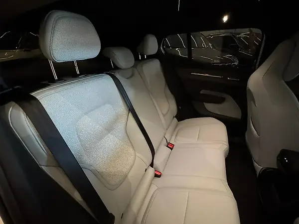 Volvo EX30 - Imagem 17