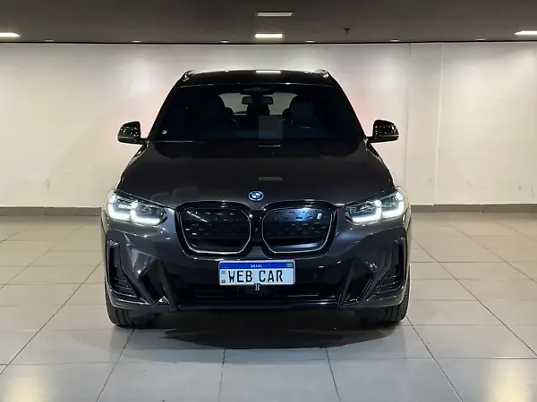 BMW Ix - Imagem 2