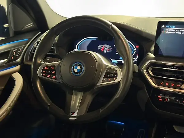 BMW Ix - Imagem 13