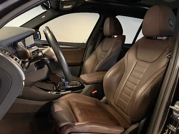 BMW Ix - Imagem 19