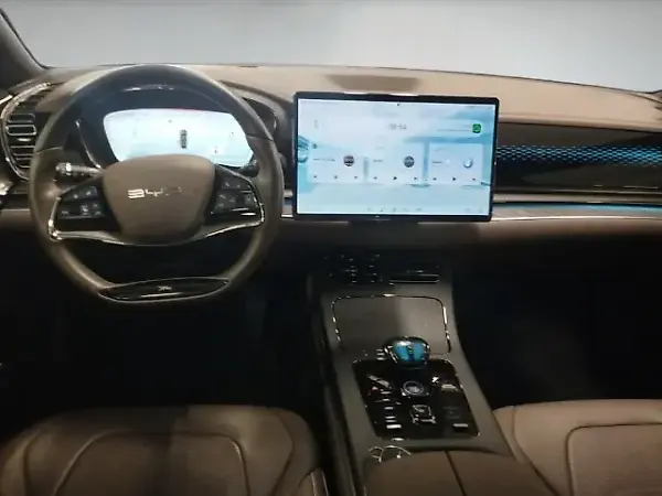 BYD Han - Imagem 7