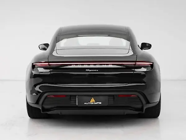 Porsche Taycan - Imagem 5