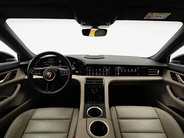 Porsche Taycan - Imagem 8