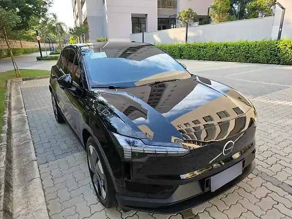 Volvo EX30 - Imagem 2