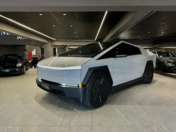 Tesla Cybertruck - Imagem 1