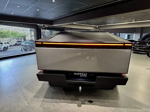 Tesla Cybertruck - Imagem 4