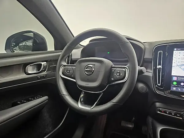 Volvo C40 Recharge - Imagem 14