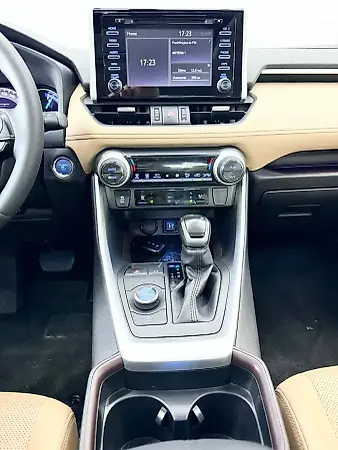 Toyota Rav4 EV - Imagem 10