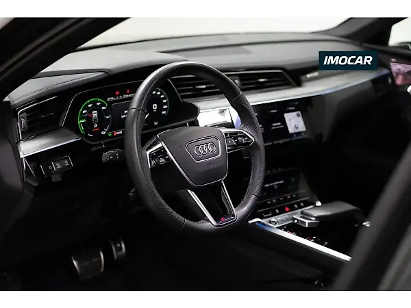 Audi Q8 E-tron - Imagem 15