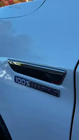 JAC E-j7 - Imagem 18