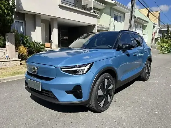 Volvo XC40 Recharge - Imagem 3