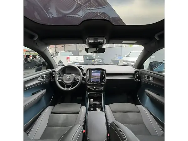 Volvo C40 Recharge - Imagem 9