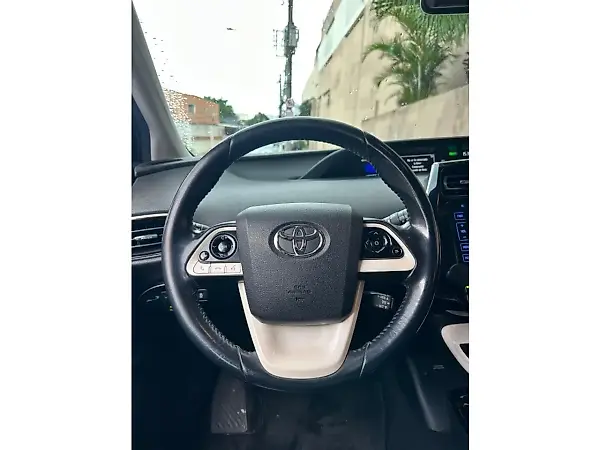 Toyota Prius Gen-4 - Imagem 13
