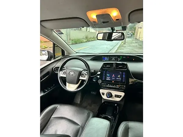 Toyota Prius Gen-4 - Imagem 15