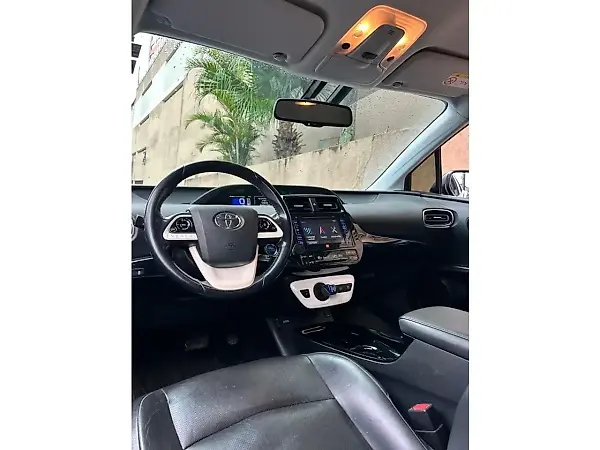 Toyota Prius Gen-4 - Imagem 16
