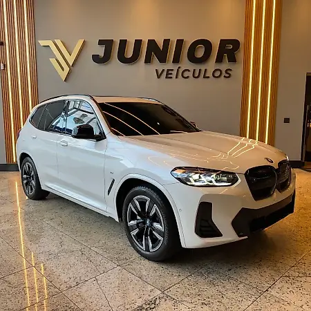 BMW IX3 - Imagem 18