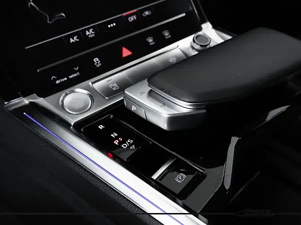 Audi E-tron - Imagem 12