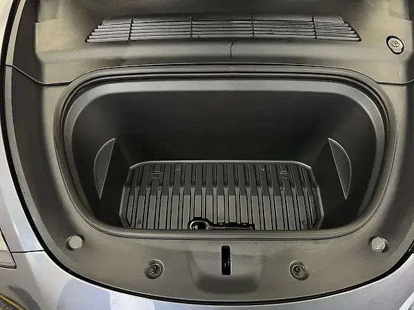 Tesla Model Y - Imagem 4
