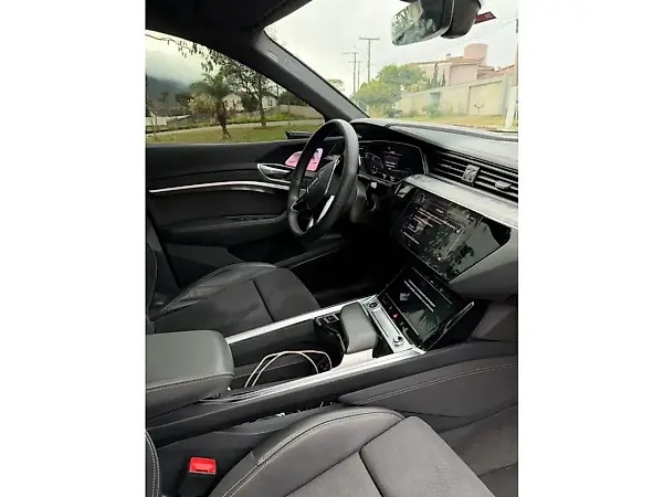 Audi E-tron - Imagem 4