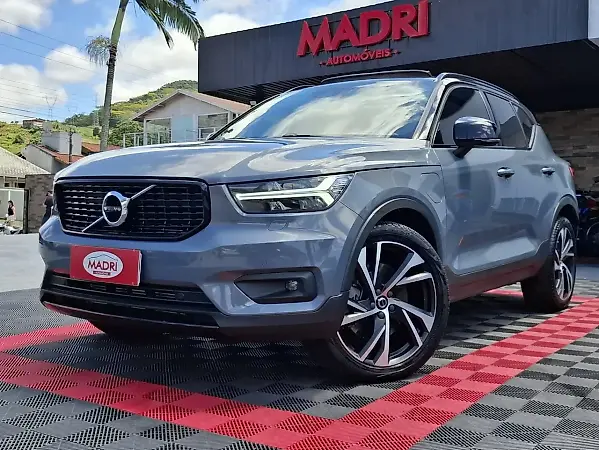 Volvo XC40 - Imagem 1