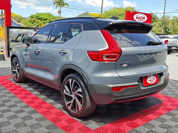 Volvo XC40 - Imagem 4
