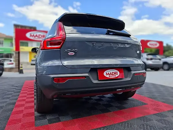 Volvo XC40 - Imagem 8