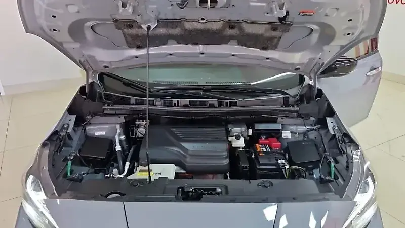Nissan Leaf - Imagem 18