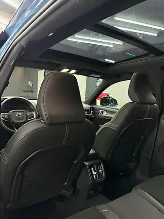 Volvo XC40 Recharge - Imagem 13