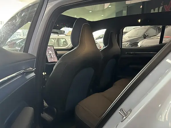 Volvo EX30 - Imagem 7
