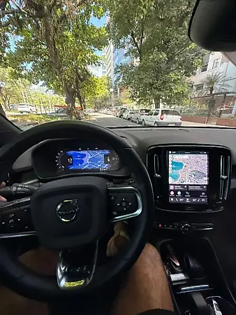 Volvo C40 Recharge - Imagem 3