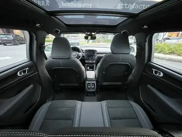 Volvo XC40 Recharge - Imagem 16