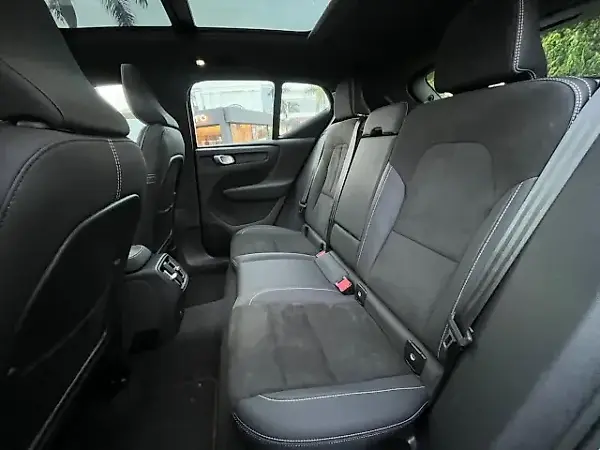 Volvo XC40 Recharge - Imagem 17