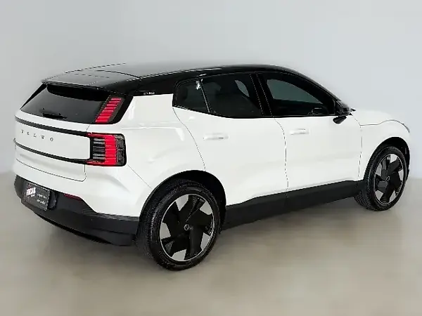 Volvo EX30 - Imagem 4