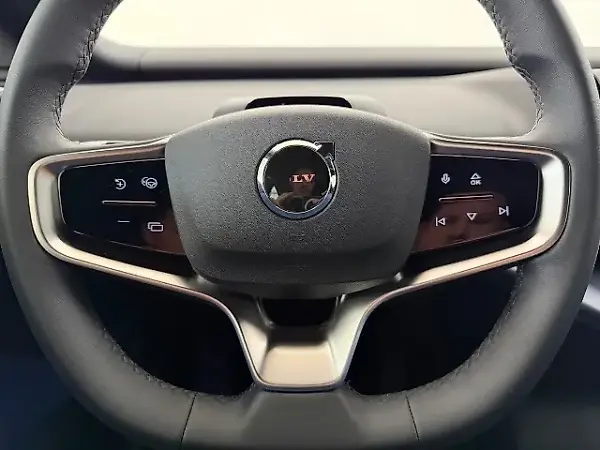 Volvo EX30 - Imagem 10