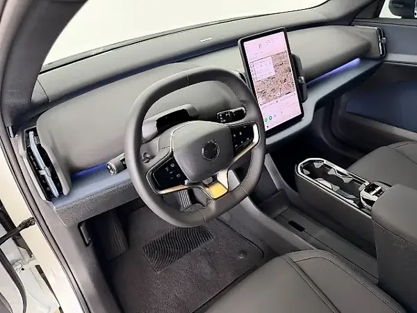 Volvo EX30 - Imagem 13