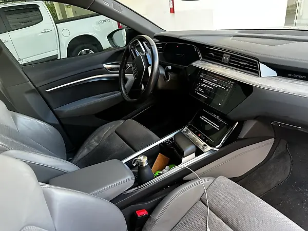 Audi E-tron Sportback - Imagem 9